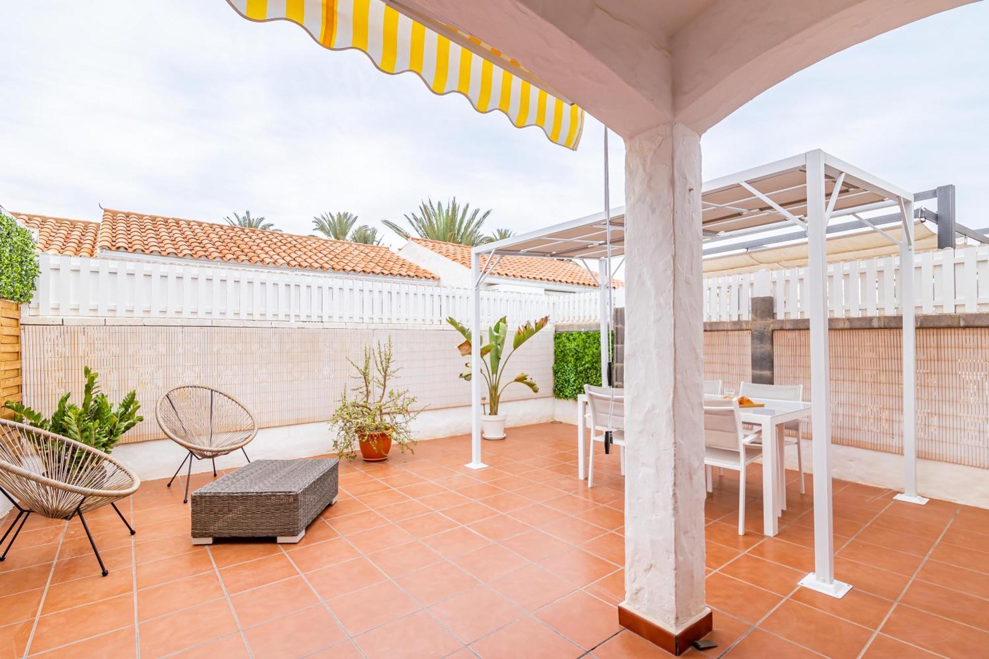 San Bartolomé Canarian Holiday Home - Sunset Bungalow In Playa Del Ingles מראה חיצוני תמונה